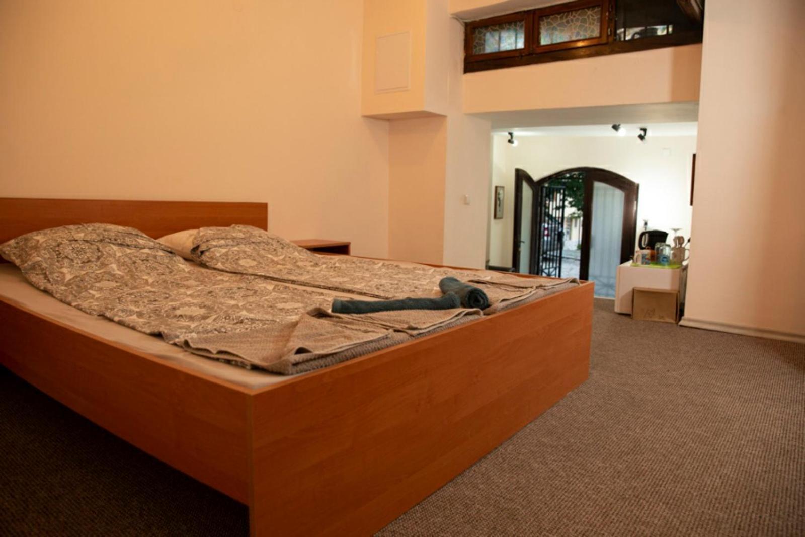Old Town Plovdiv House: Traditional Guesthouse in Historic District Exterior photo